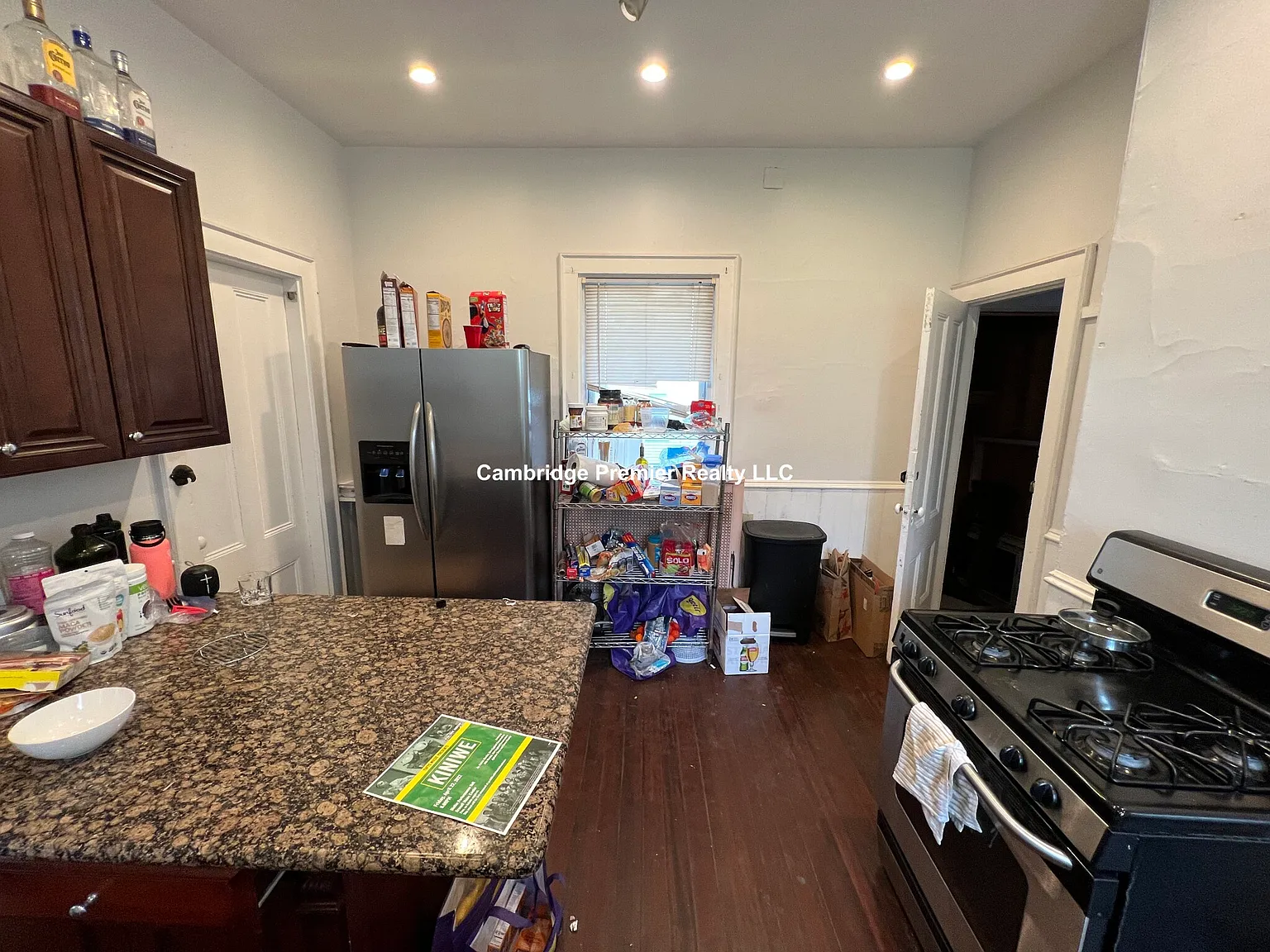 5 bed, $6,250 — Photo 1