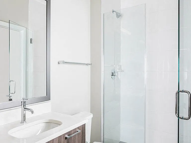 Modern on M — Photo 21