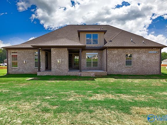 4th image of 107 Naismith Dr