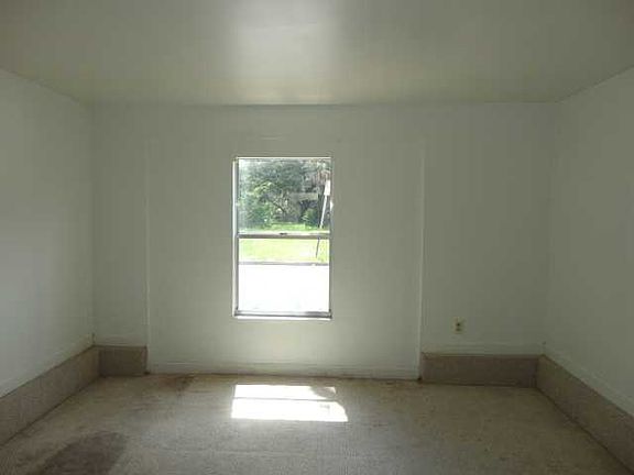 2nd image of 1765 Youvil Ct S