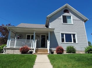 991 Water St, Lomira, WI 53048