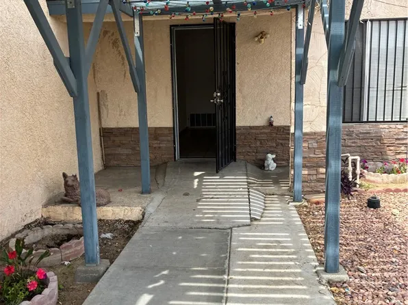13045 La Mesa Dr, Desert Hot Springs, CA 92240