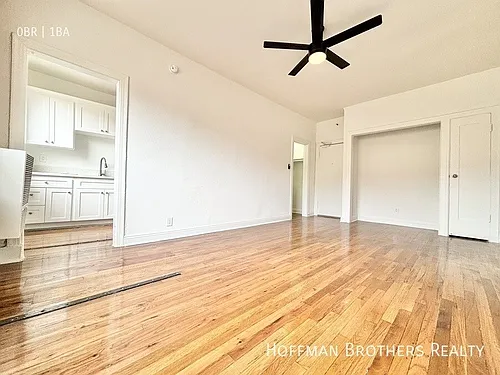 247 N Kenmore Ave Photo 1