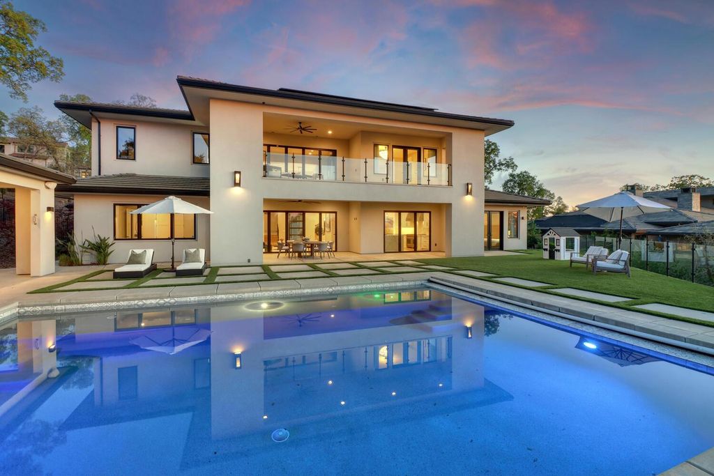 5331 Da Vinci Drive 5