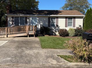 4 White Ash Ct, Middle River, MD