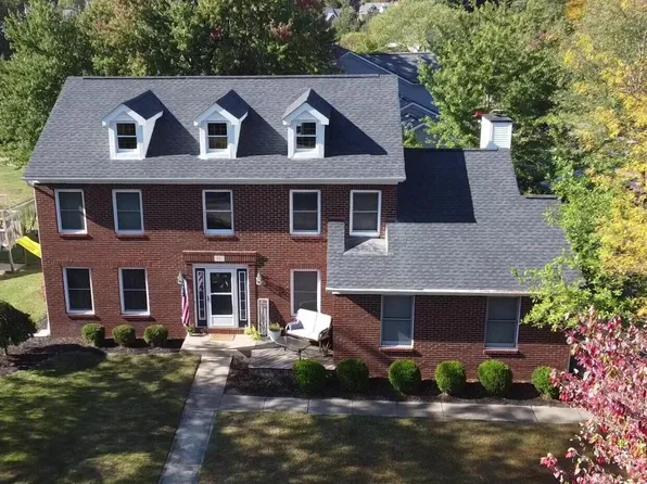 60 Concord Ct, Johnstown, OH 43031