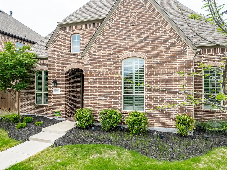 12163 Curry Creek Dr — Photo 36