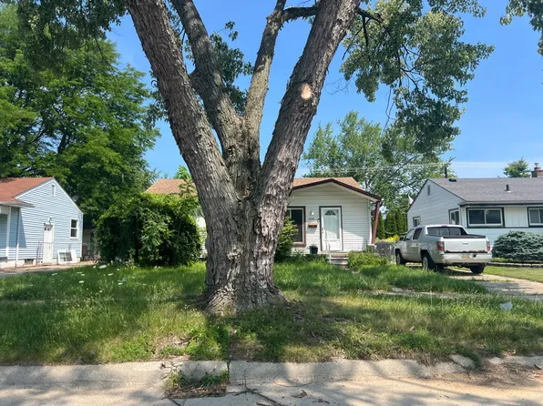 32140 Parkwood St, Westland, MI 48186