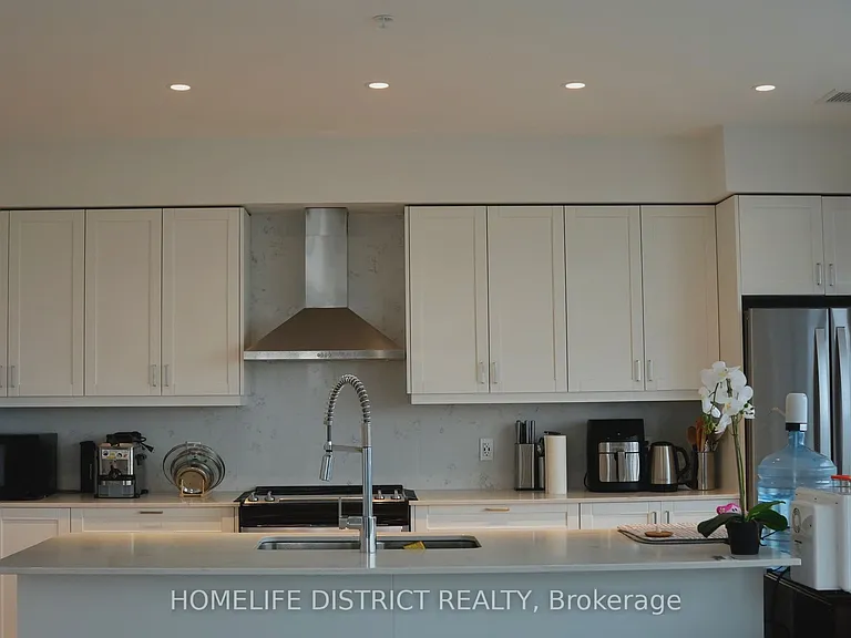 50 Grand Ave S #1701 — Photo 42