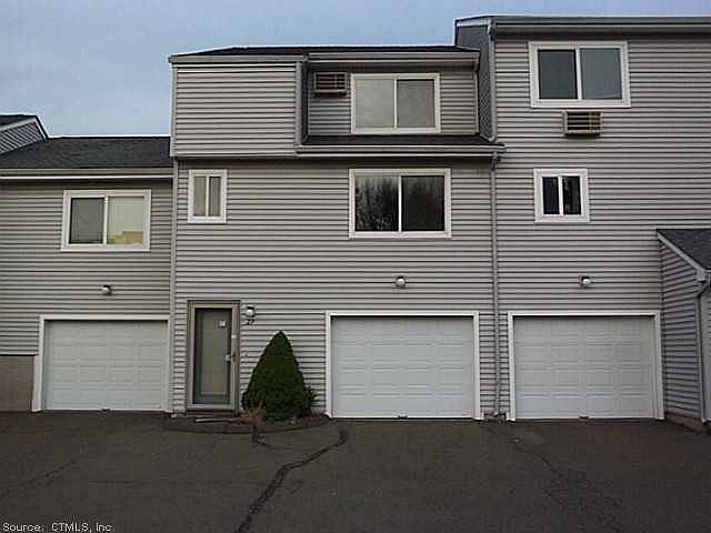 1st image of 27 Chelsea Ln