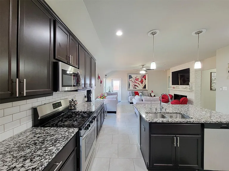 610 Autumn Flats Way — Photo 6