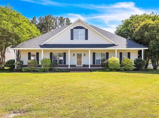 398 Meadowview Dr, Wetumpka, AL 36092