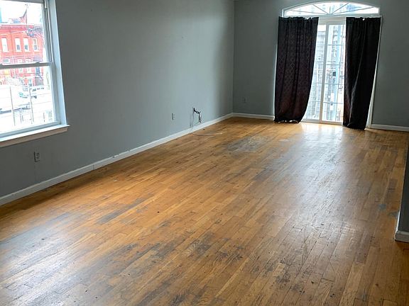 2nd image of 261 Halladay St #3