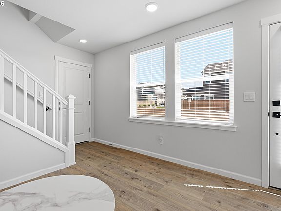 5th image of 8095 SE Kinnaman St