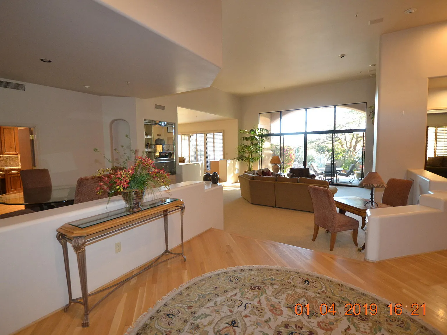 3 bed, 3.5 bath, 3540 sqft, $7,000 — Photo 3