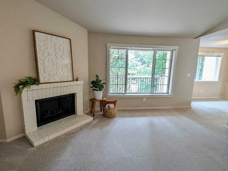 12404 E Gibson Rd #Q302 — Photo 3