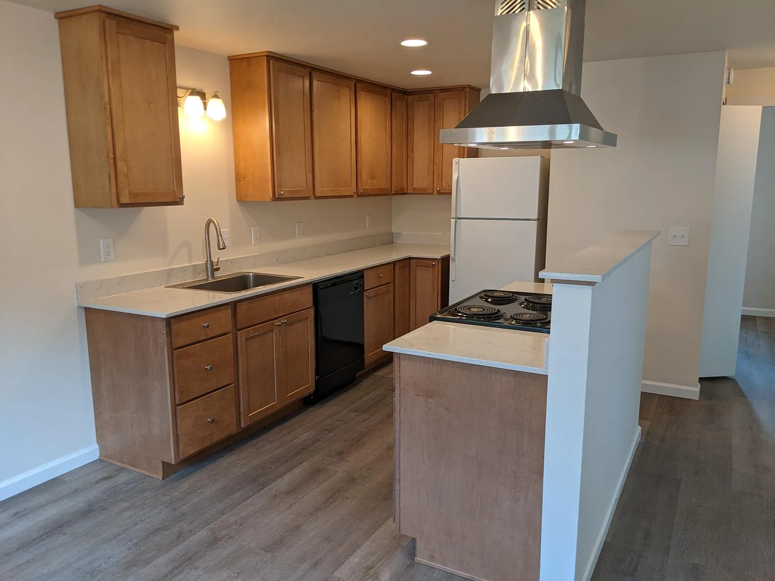 1 bed, 700 sqft, $1,675 — Photo 1