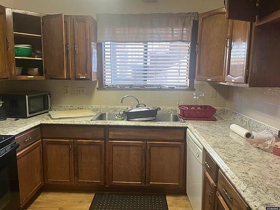 5th image of 1580 Colorado Cir