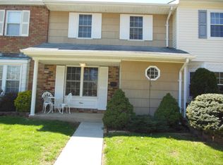 9 Kingsley Way, Freehold, NJ 07728