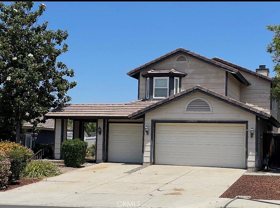 1st image of 19530 Chinotto Ln