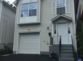 129 Scheerer Ave, Newark, NJ 07112