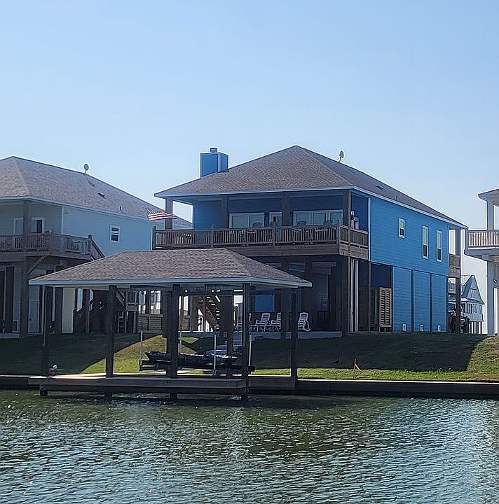 "The Reel Catch" canal view.