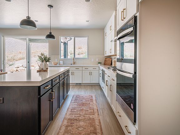3rd image of 5902 N Canyon Rim Rd #620