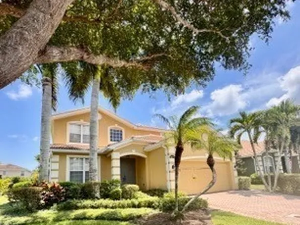 8674 Colony Trace Dr, Fort Myers, FL 33908