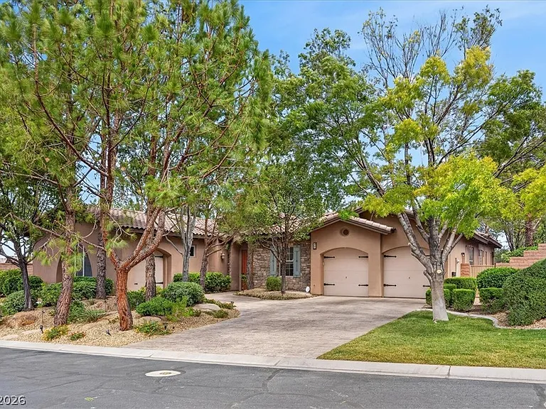 77 Tapadero Ln — Photo 2