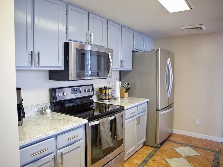 408 W University Ave #10B — Photo 14