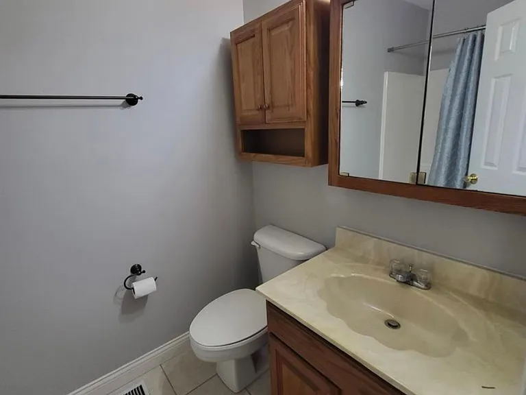 135 Kirkwood Dr — Photo 21