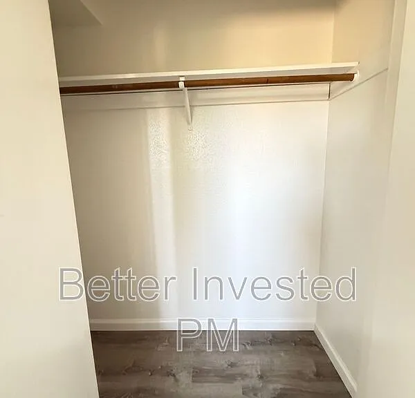 745 S Dora St #H — Photo 5