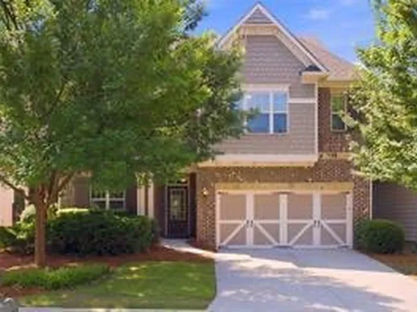 1020 Roswell Manor Cir, Roswell, GA 30076