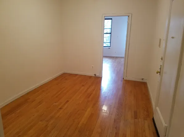 528 East 83rd Street image 5 of 17