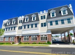 467 Glenbrook Rd APT 307, Stamford, CT 06906