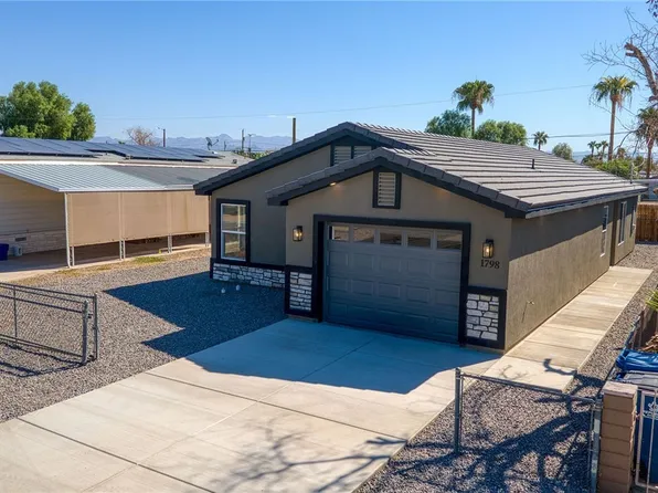 1798 Cyprus Ln, Bullhead City, AZ 86442