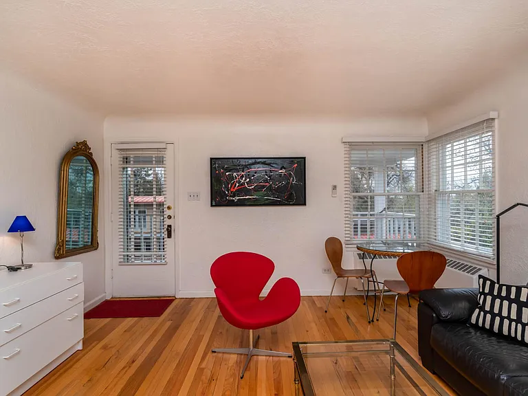 510 Hapgood St — Photo 16