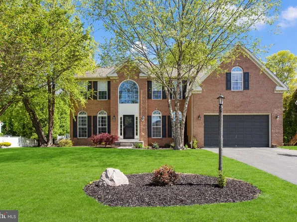 38 Firmin Way, Hanover, PA 17331