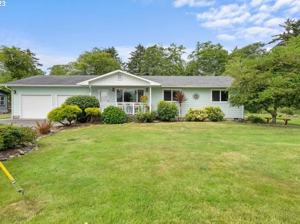 655 NW 9th St, Warrenton, OR 97146