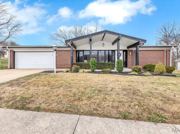 4708 Brunston Dr, Saint Louis, MO 63128