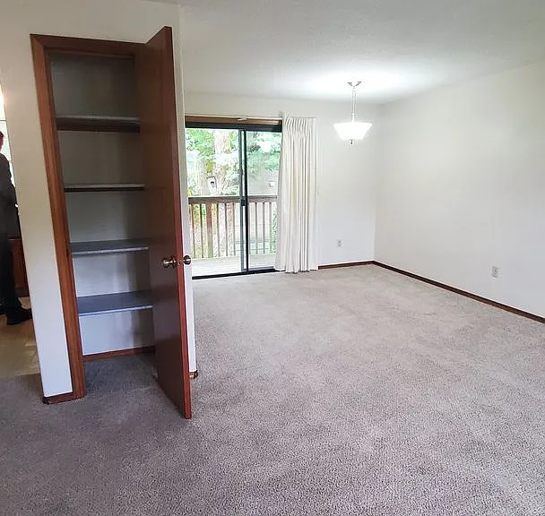 1508-1520 SW Dewitt St — Photo 30