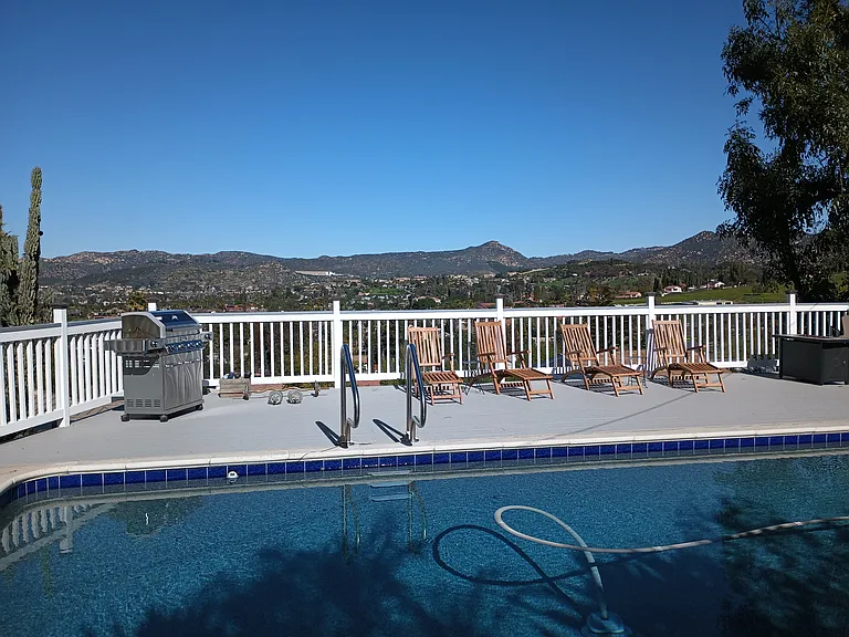 2434 Mountain View Dr — Photo 23