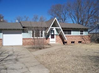 1408 NW 4th St, Abilene, KS 67410