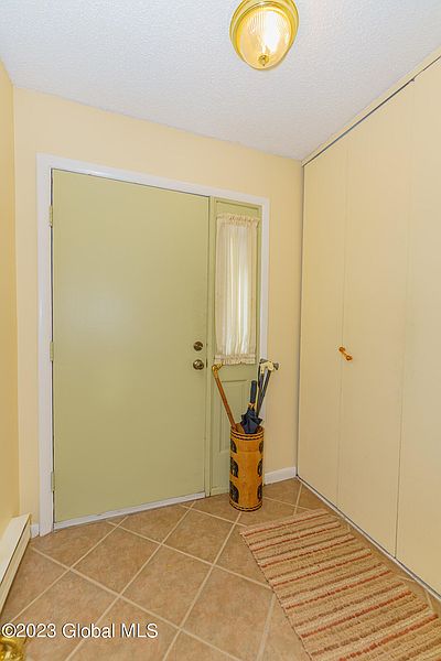 3rd image of 86 Crestwood Terrace