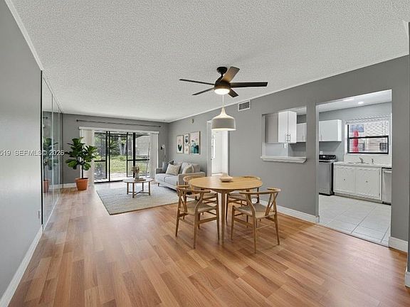 4th image of 301 N Pine Island Rd APT 165