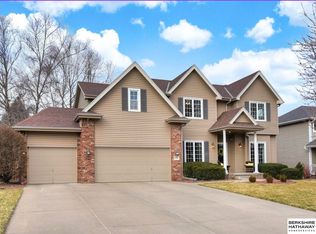 4206 S 174th St, Omaha, NE 68135