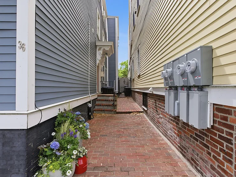 36 Austin St #2 — Photo 30