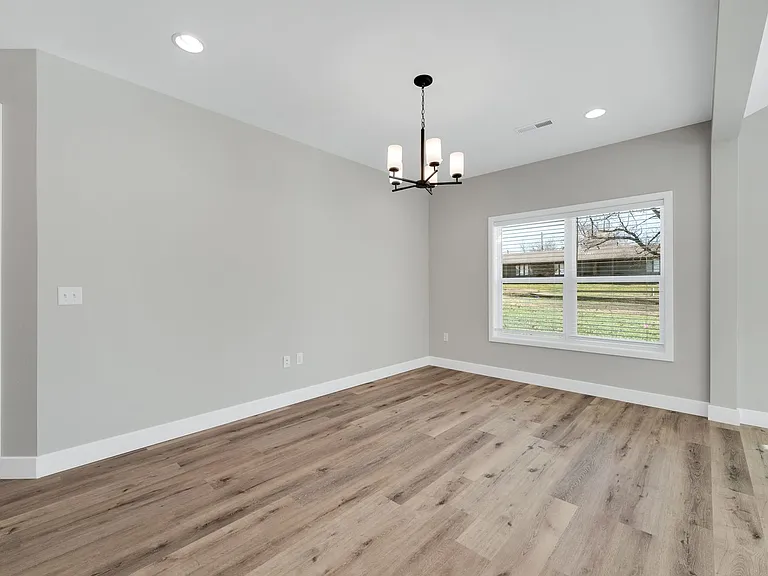 3700 E Cherry St — Photo 54