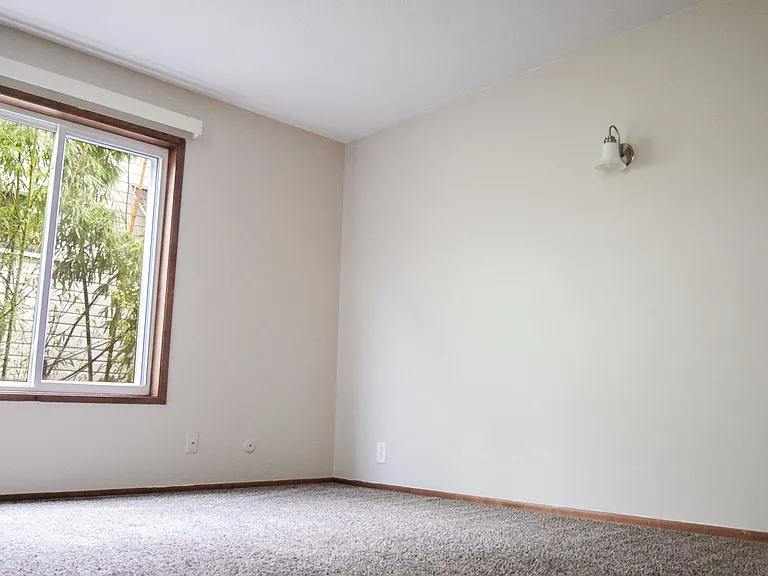 4935 SE Tibbetts St #4925-4933 — Photo 14