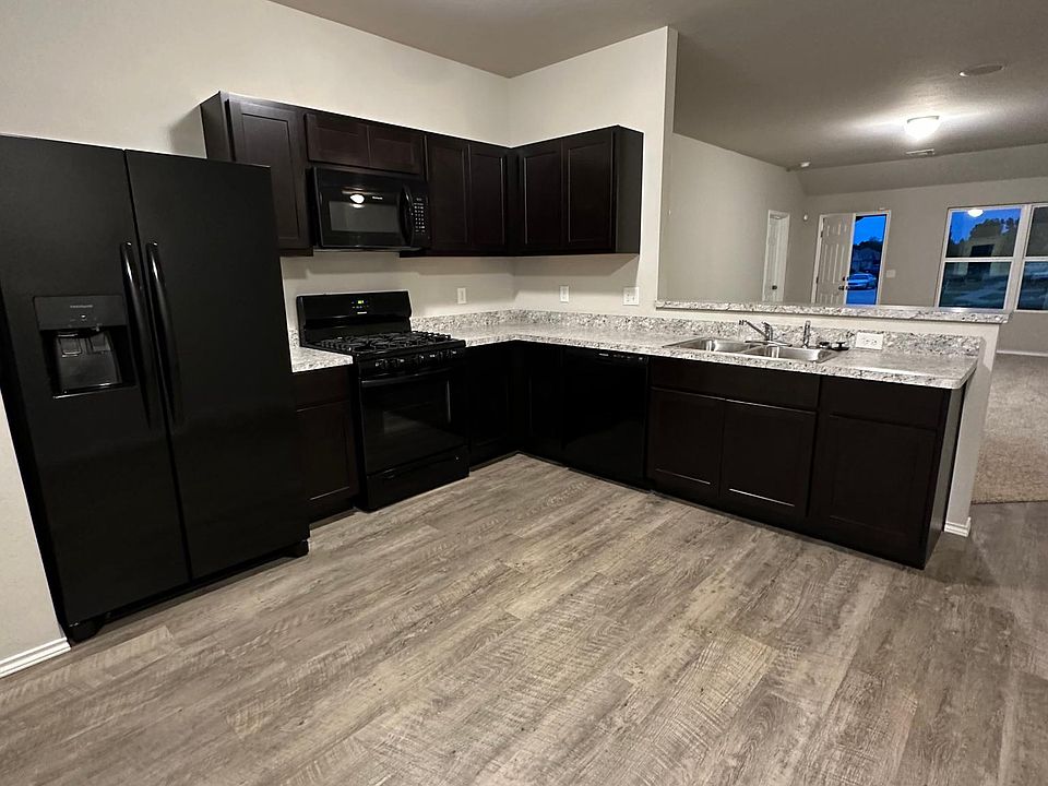 1st image of 835 Judy Dr #1
